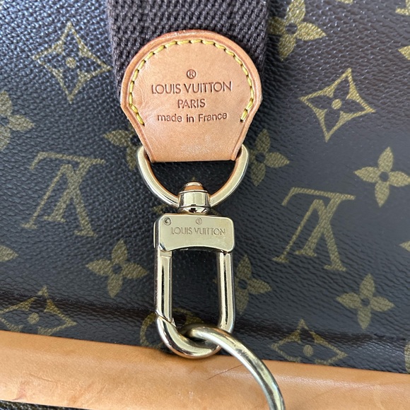 Louis Vuitton Sac Chasse Hunting Bag 18.9 x 15.7 x 8.7 inches - Picture 7 of 16